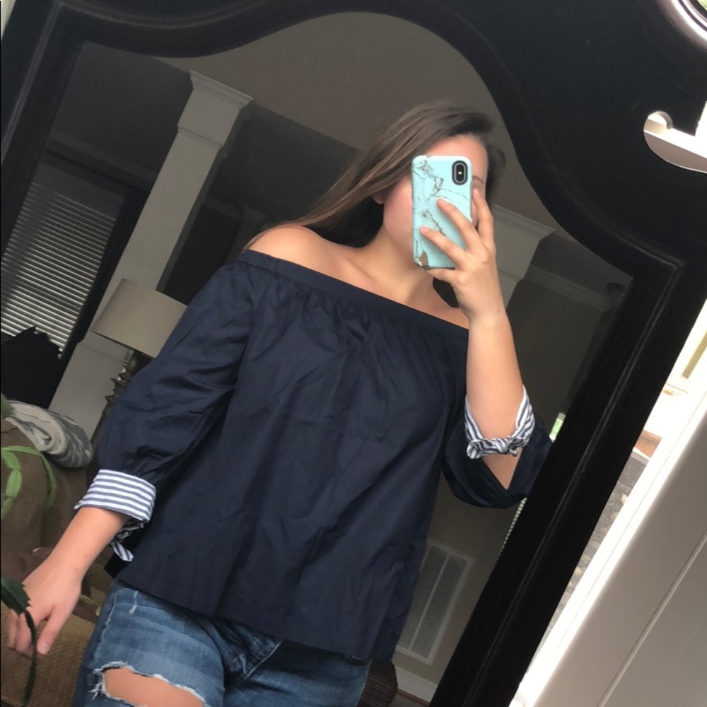 Crown and Ivy Off the Shoulder blouse